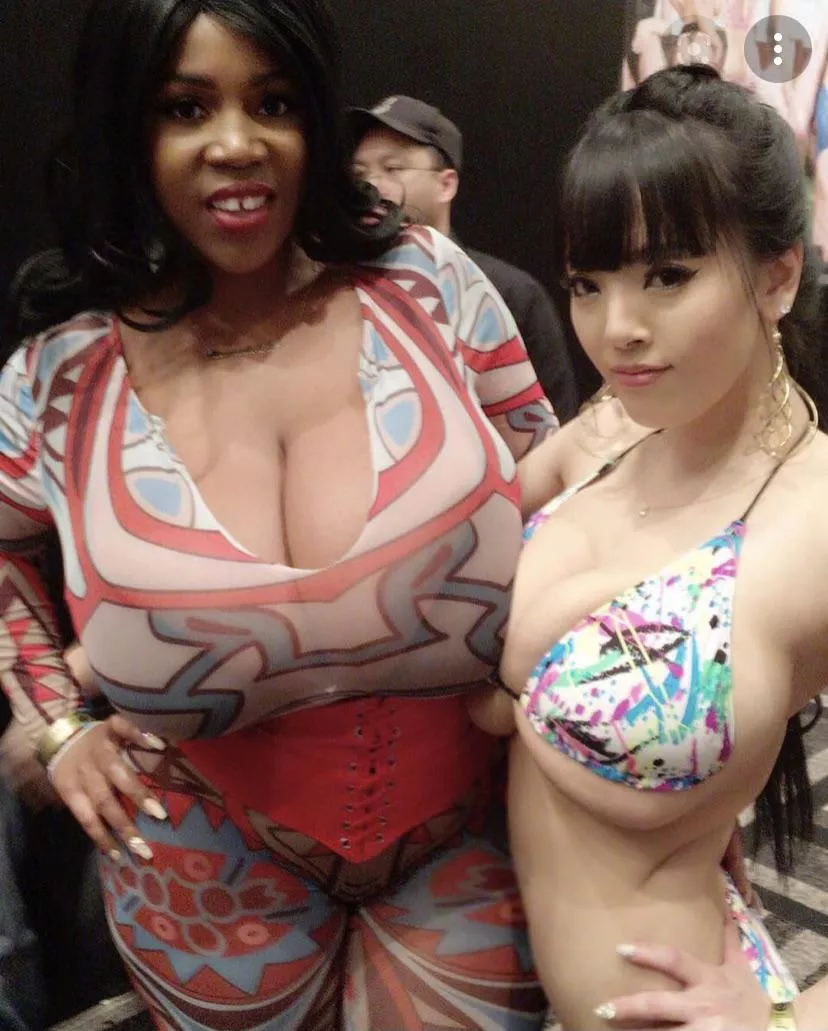 Hitomi Boob Squash With Maserati Nudes By Fcazaldo