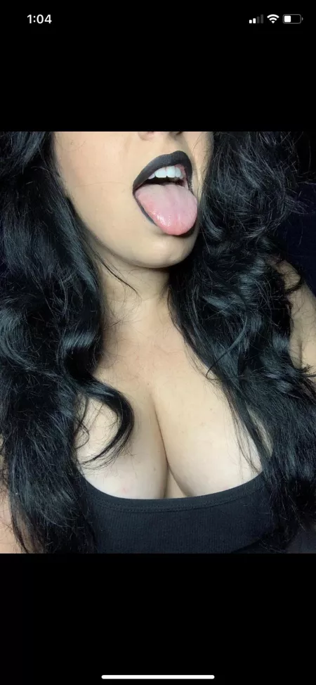 😜