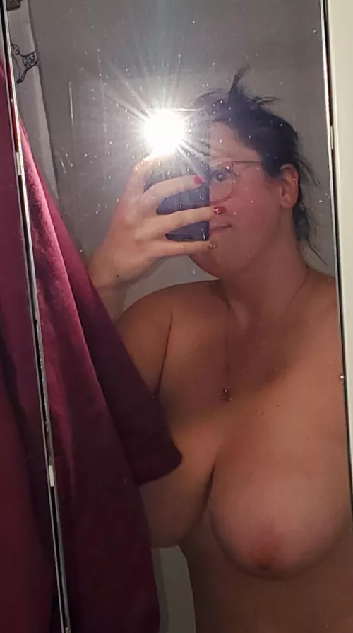 😈