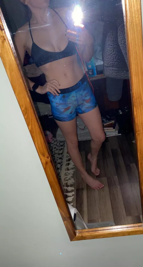 😀