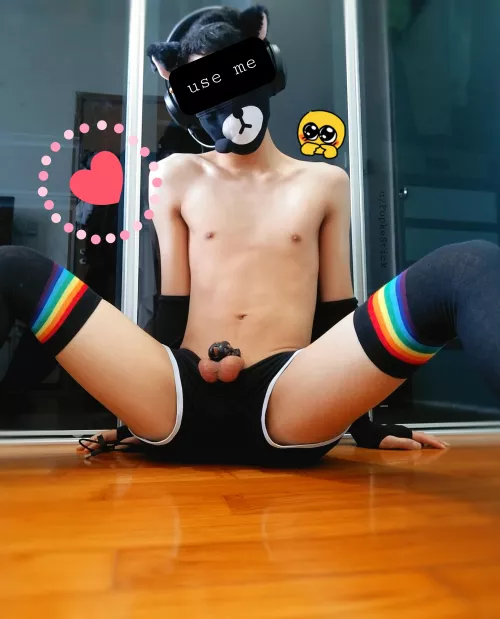 1 pic for each of my 3 subreddits! 💜