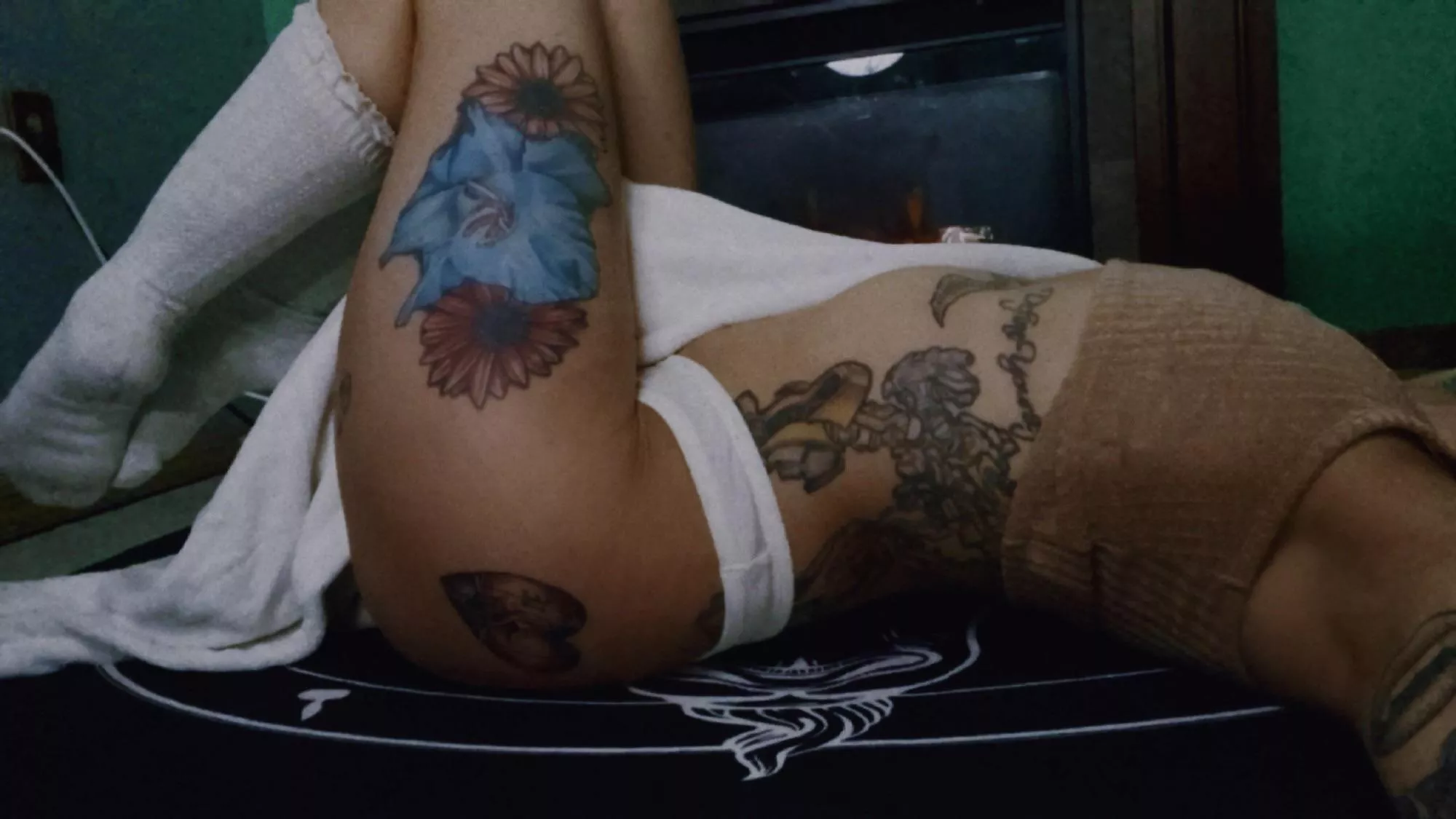 10% discount on my OF. Come have fun