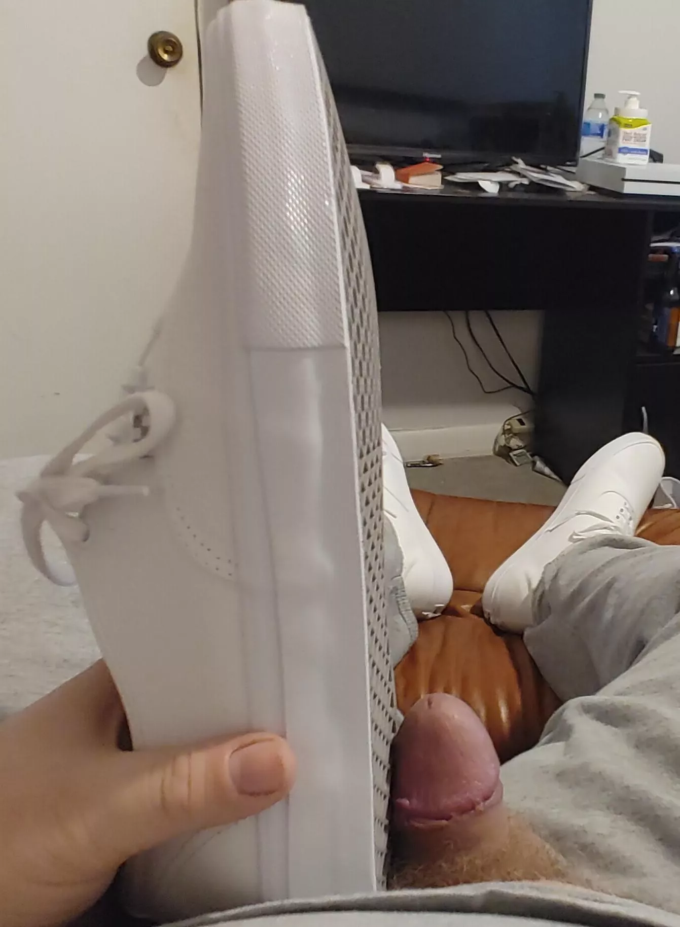 13 inch shoe. Looks like all the inches went to my feet