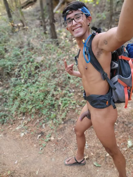 16 miles of trail running/hiking like this the entire time ๐ฃ