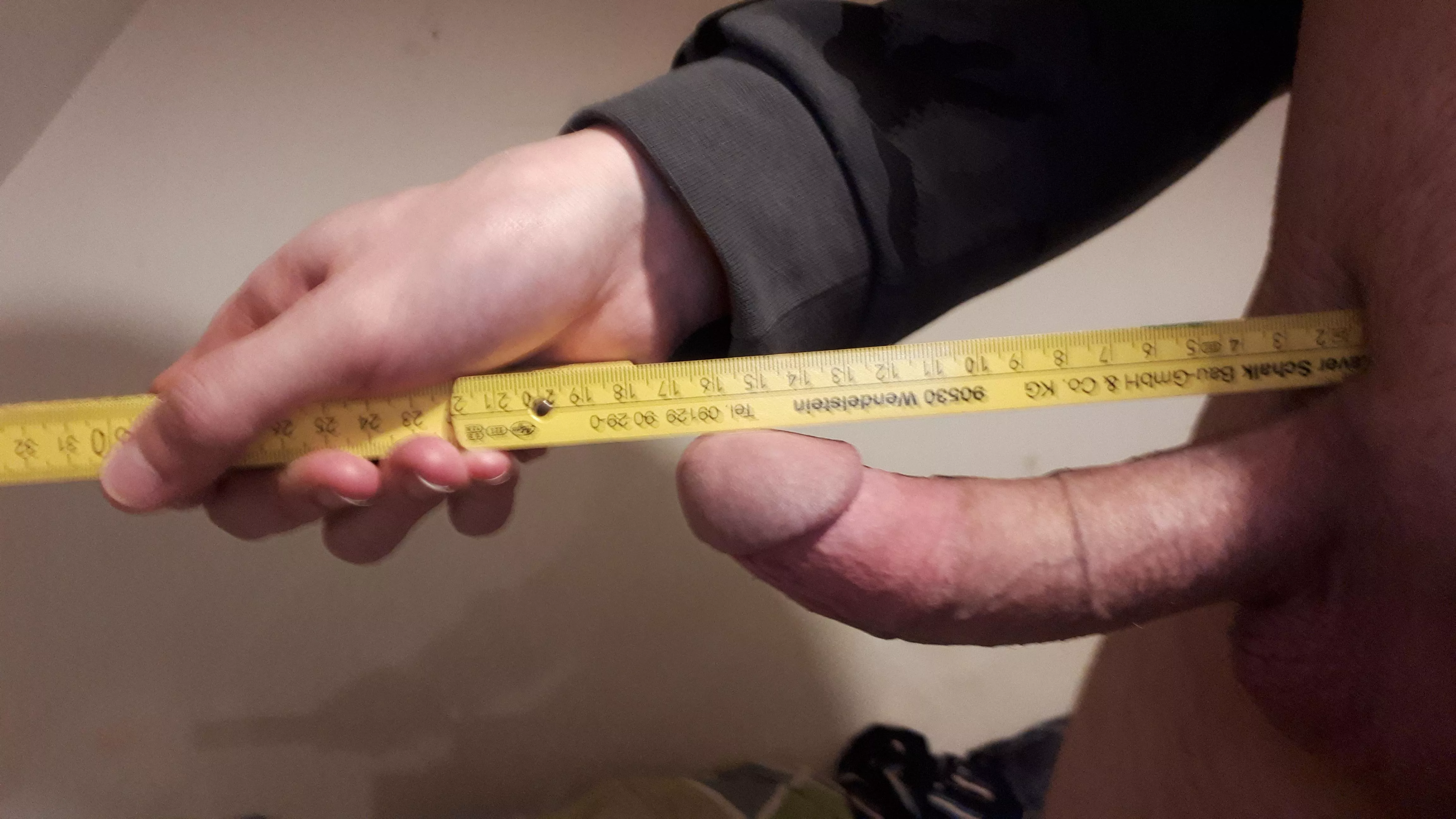17 cm (6.7) BP, without curve 18 cm (7.1) BP. 13.5 cm (5.3) girth. What do you guys think about its size and shape? Is the curve good or bad?