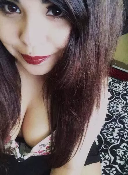 18 Asian single finally and looking for a hung sexy guy or guys 😍 hmu if you're in DTLA or west Hollywood maybe we can have some fun 😊