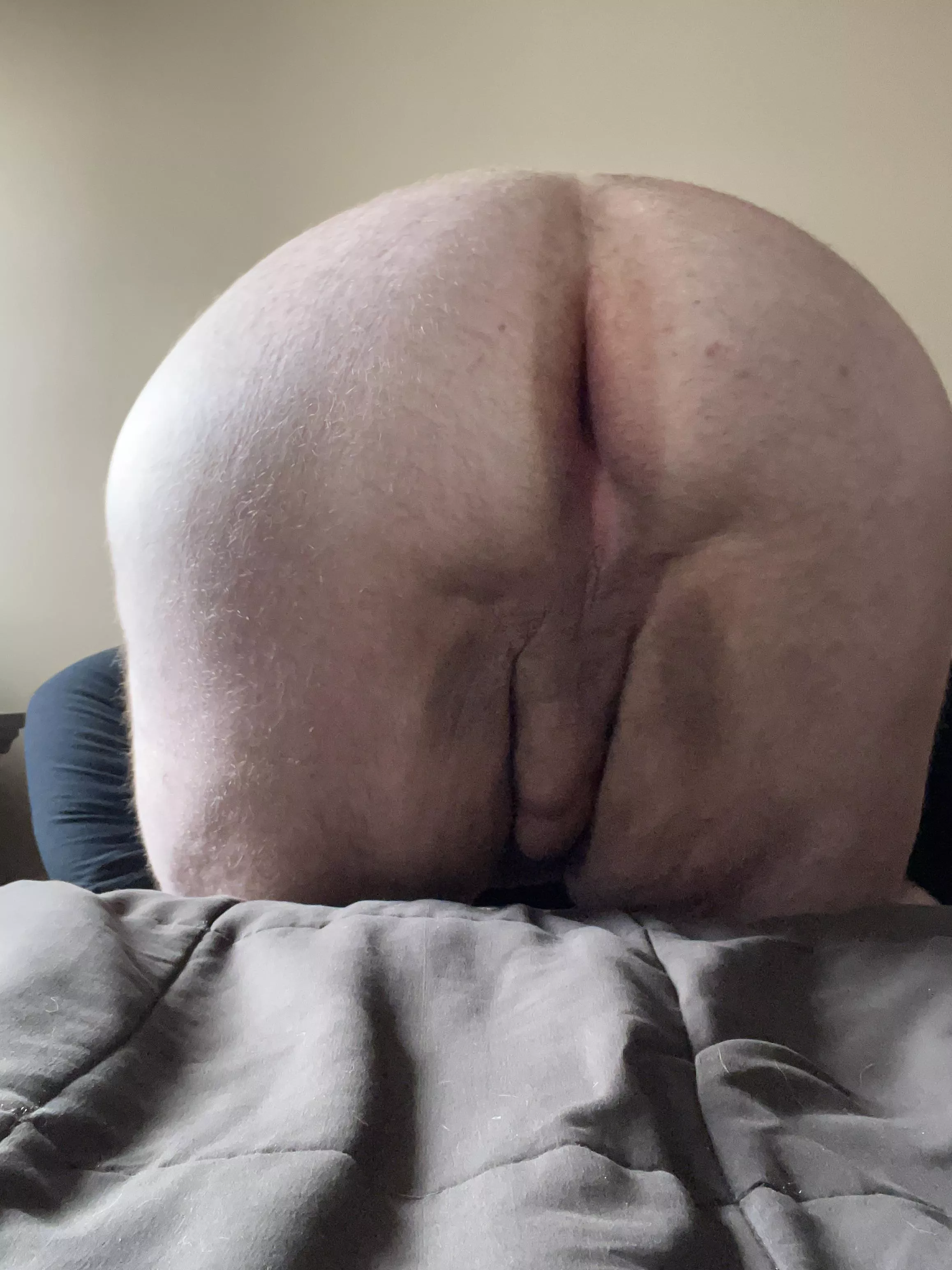 18 chubby. First time ever posting.