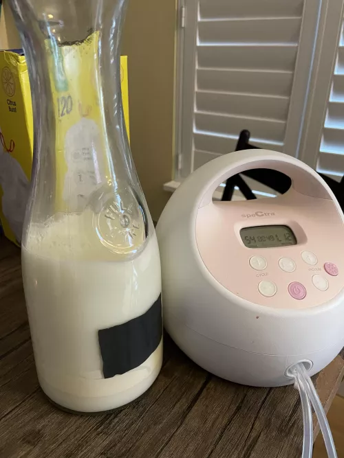 18 hours and almost 45oz pumped 💪