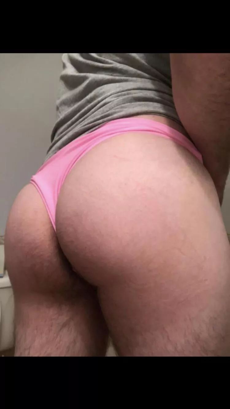 (18), looking for a chub to use me, Dms open to chat.