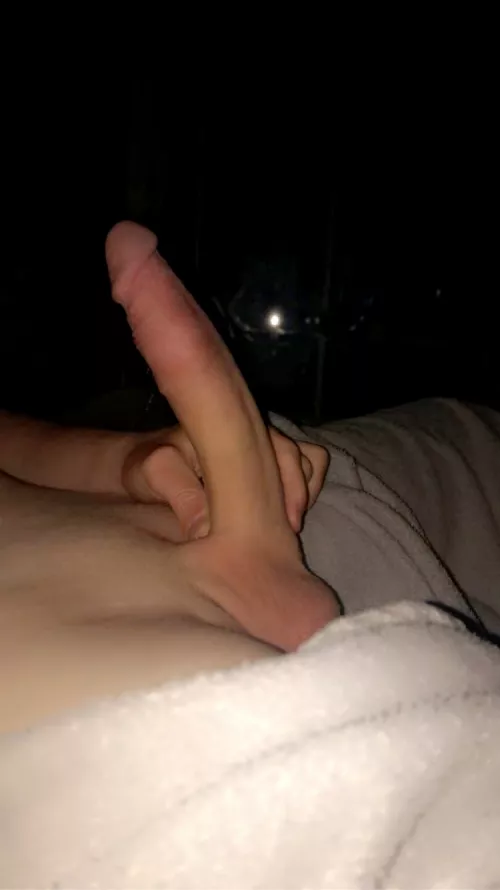 18. Looking for other smooth around my age