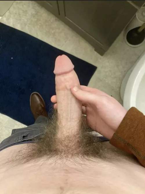 18M Sent this to a guy on Grindr and he told me to shave :/