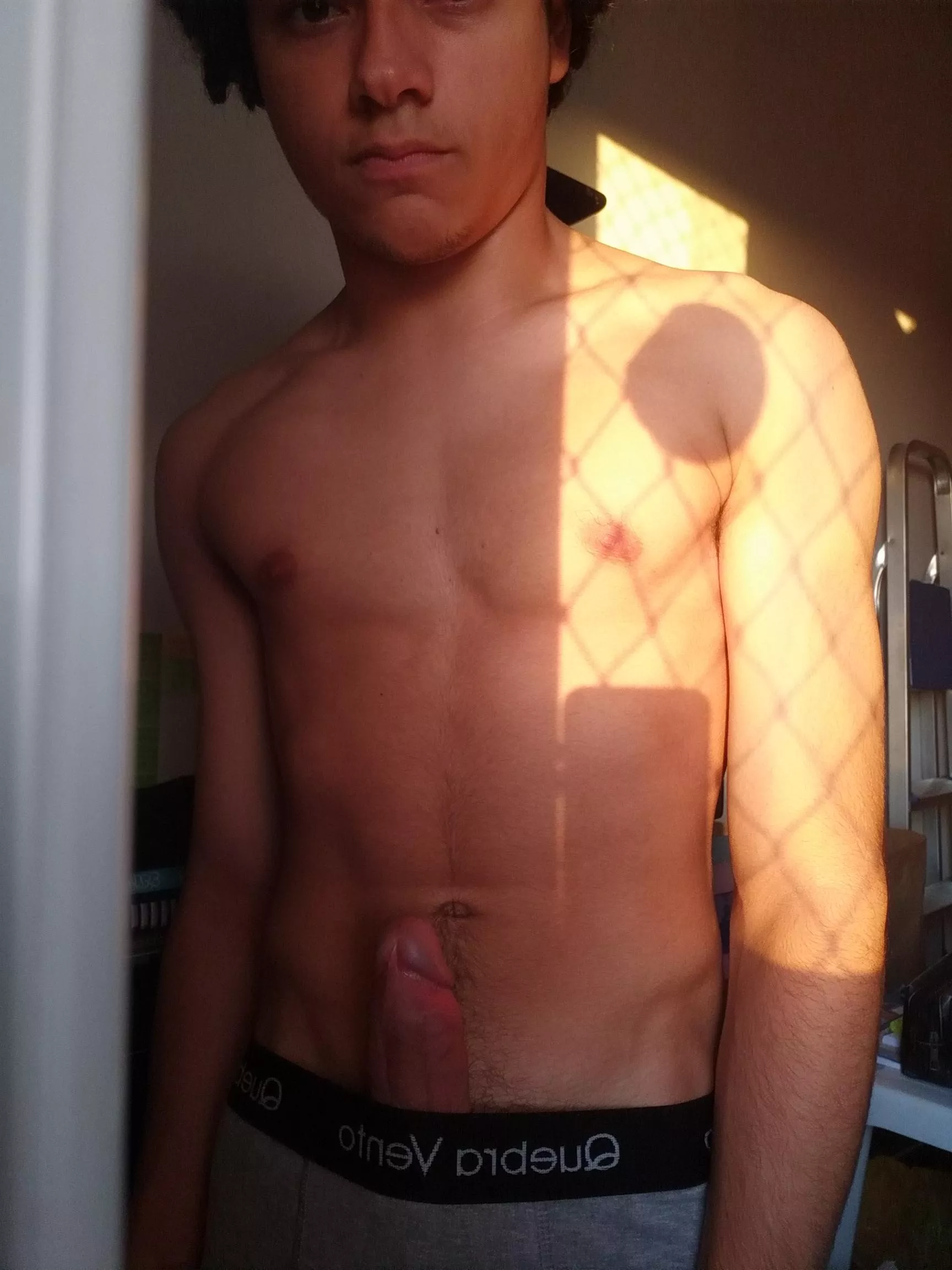 18y, first time here