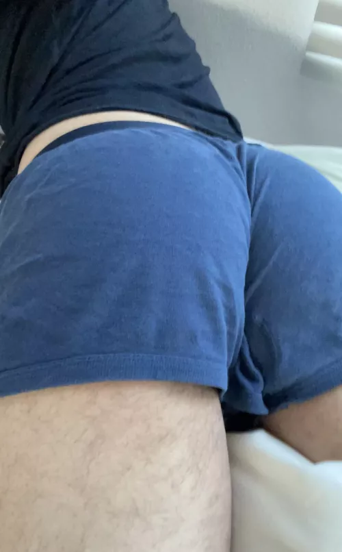 [19] Check out my man ass