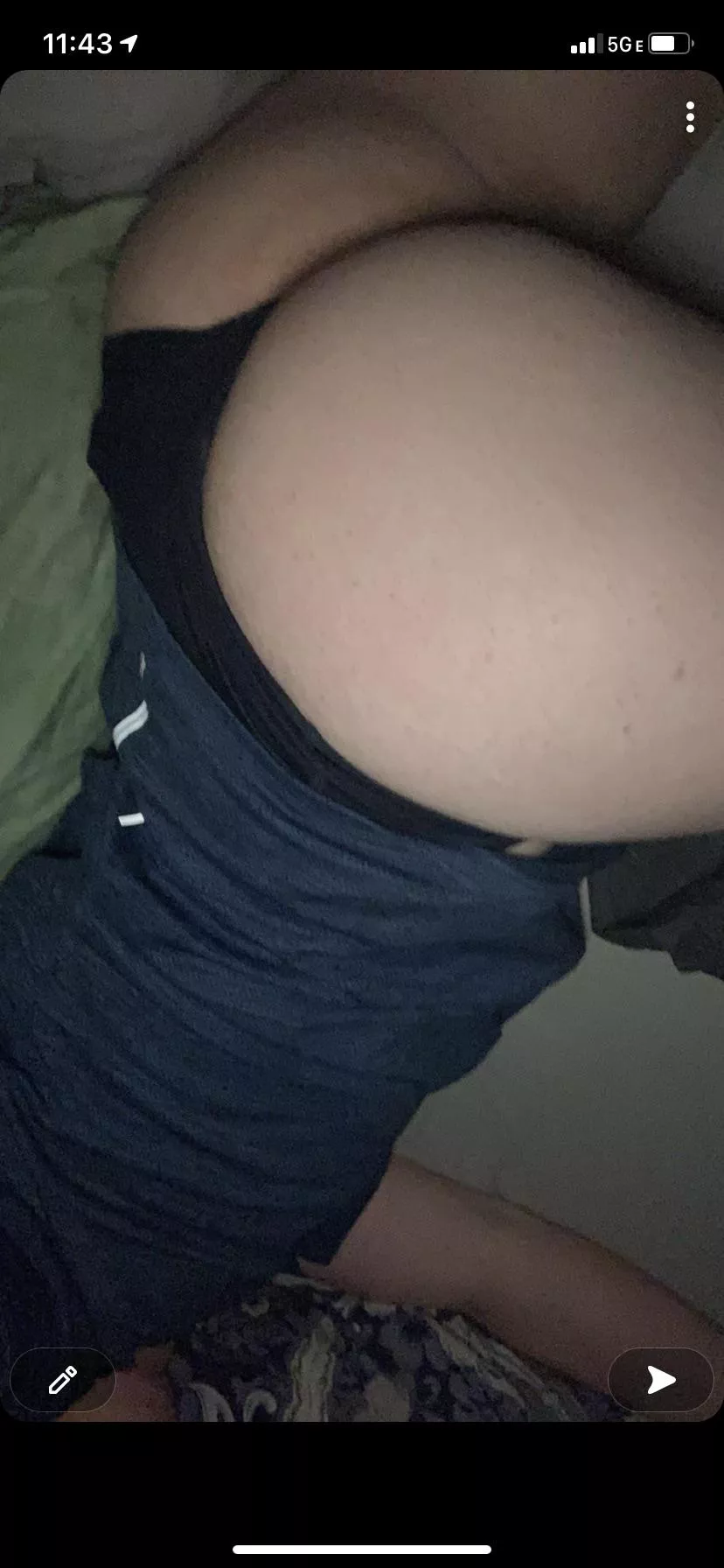 19 femboi loooking for doms hmu :3 19 femboi loooking for doms hmu :3