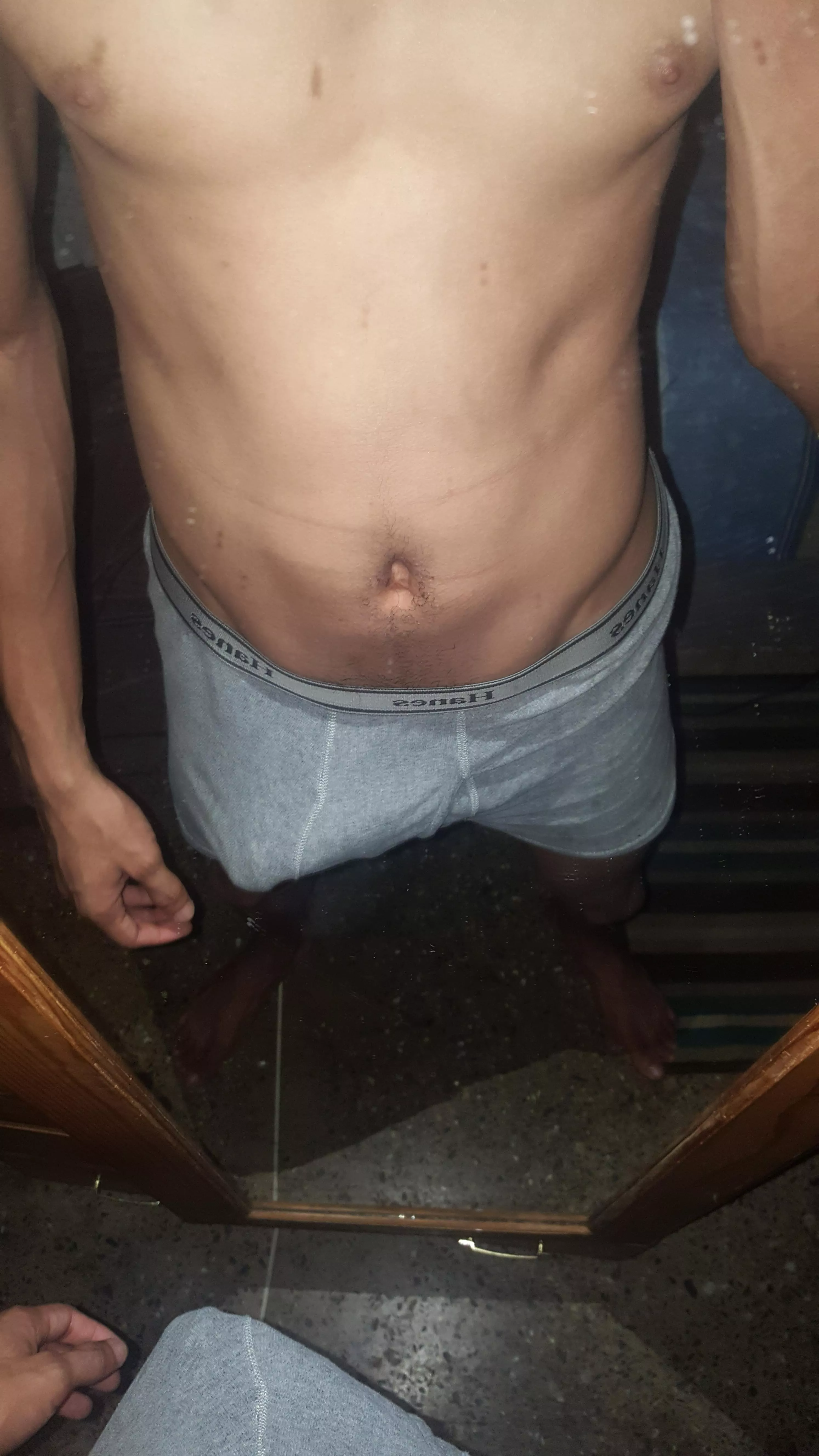19 fit lightskin BBC looking to jerk off with other FIT lightskin, black or latino guys only. Hmu @ luvleepunch20 19 fit lightskin BBC looking to jerk off with other FIT lightskin, black or latino guys only. Hmu @ luvleepunch20