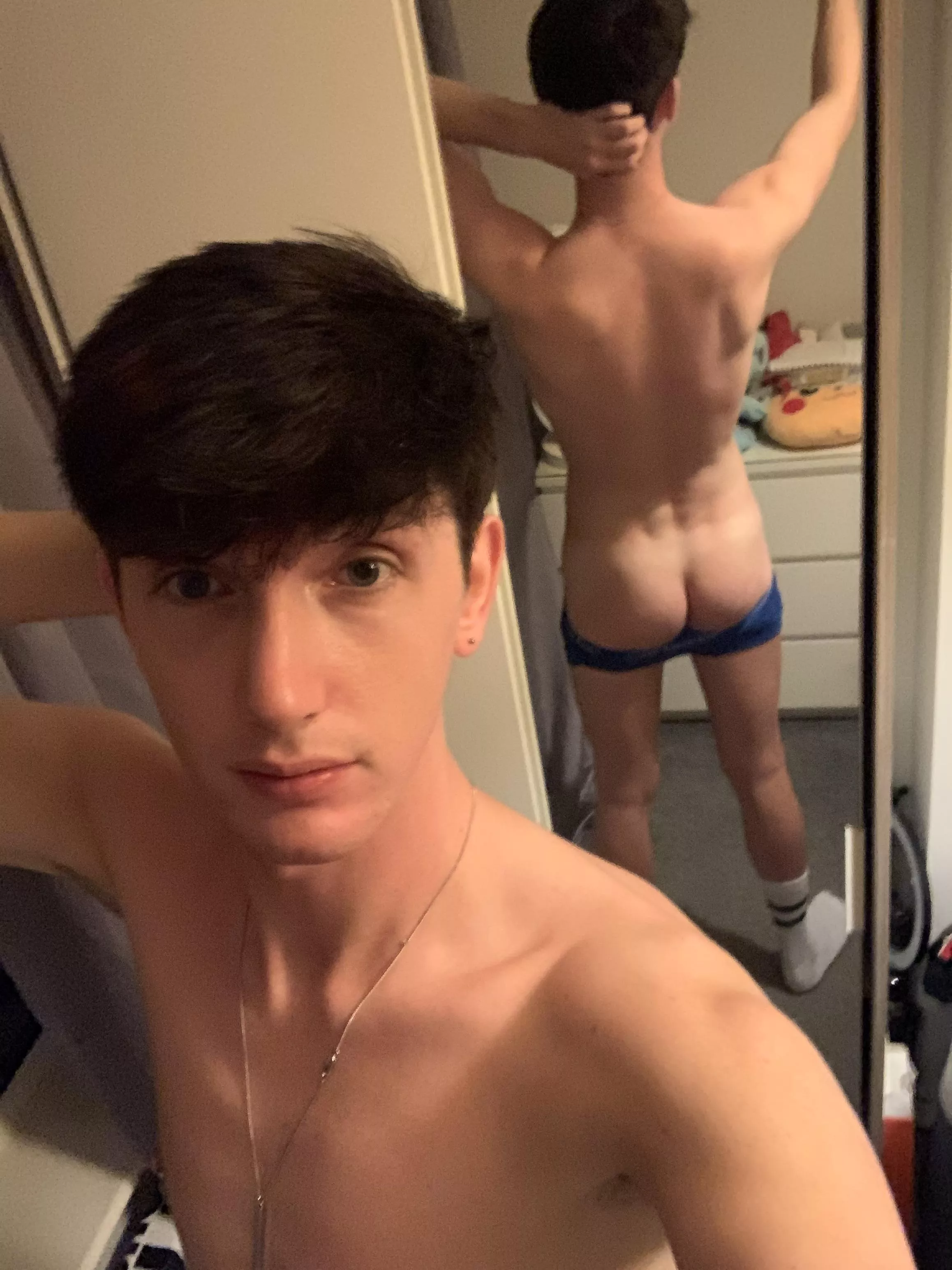 (19) I got a haircut 😅✌️