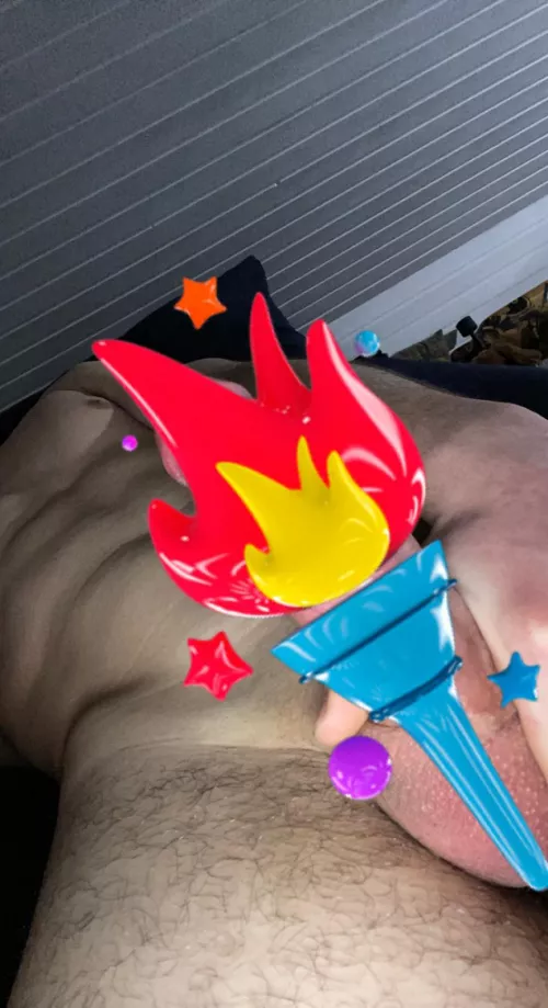 19 m. Selling my nudesπ₯΅ pics and solo vids includedπ 15 pics 4 vids = 30β¬β¦Pics only = 20β¬/ Vids only = 15β¬ PayPal only! DM when interested