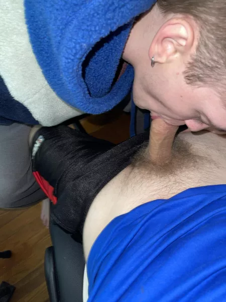 [19] My bro can never quite make it to the base 😅 Can anyone do better? 😋