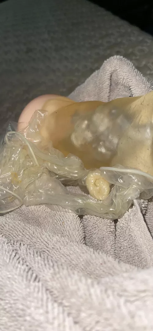 19 year old jock here to sell my undies, jockstraps, cum jars, cum gummies, piss jar, piss gummies, socks, sex toys, used condoms. Dm me for more information I am here to satisfy ur sexual needs π₯°π₯°πππall orders have a fast shipping time!!!