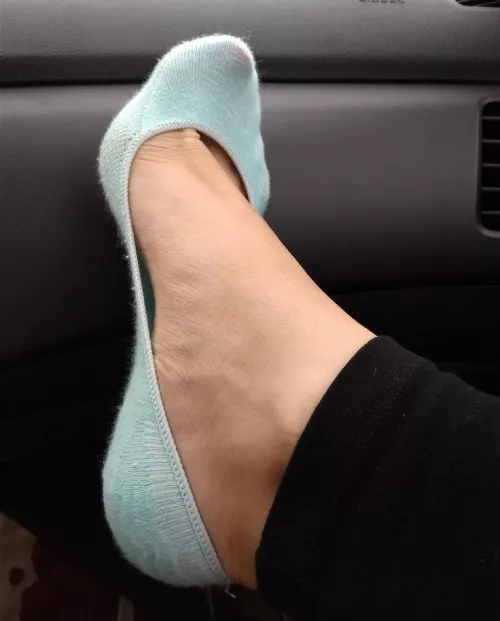 19F| Cool weather and ballerina socks 💙