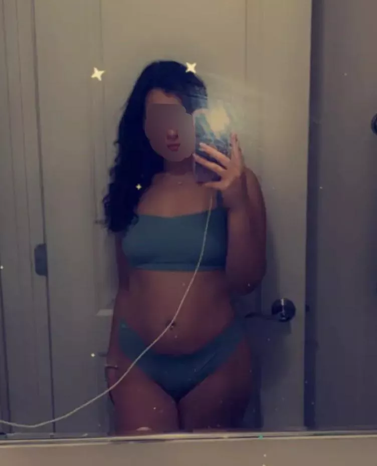 19F Hotwife . Looking in Nashville 🥳