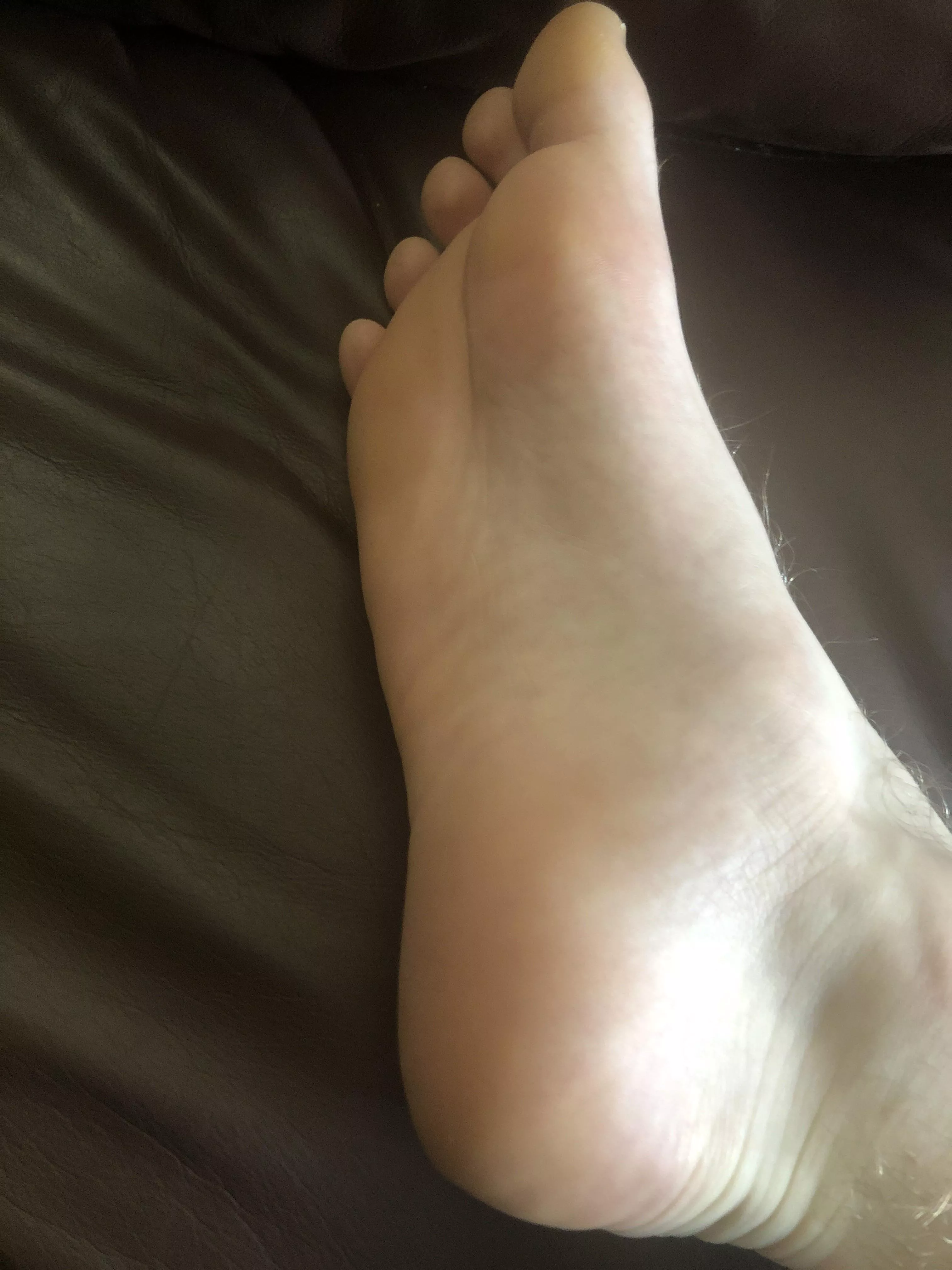 19m, come make me your foot slave. Snap: @h_doe6839, really submissive, love being degraded and praised ;) come hypnotize me with your soles 19m, come make me your foot slave. Snap: @h_doe6839, really submissive, love being degraded and praised ;) come hypnotize me with your soles