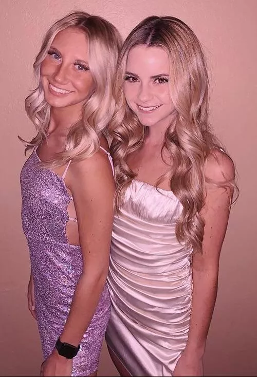 [2] Blondes