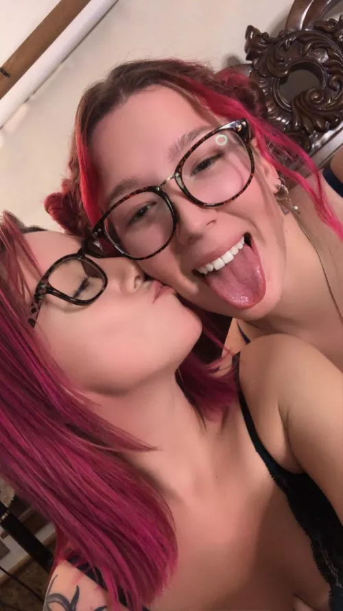 2 nerdy girls are better than 1 π