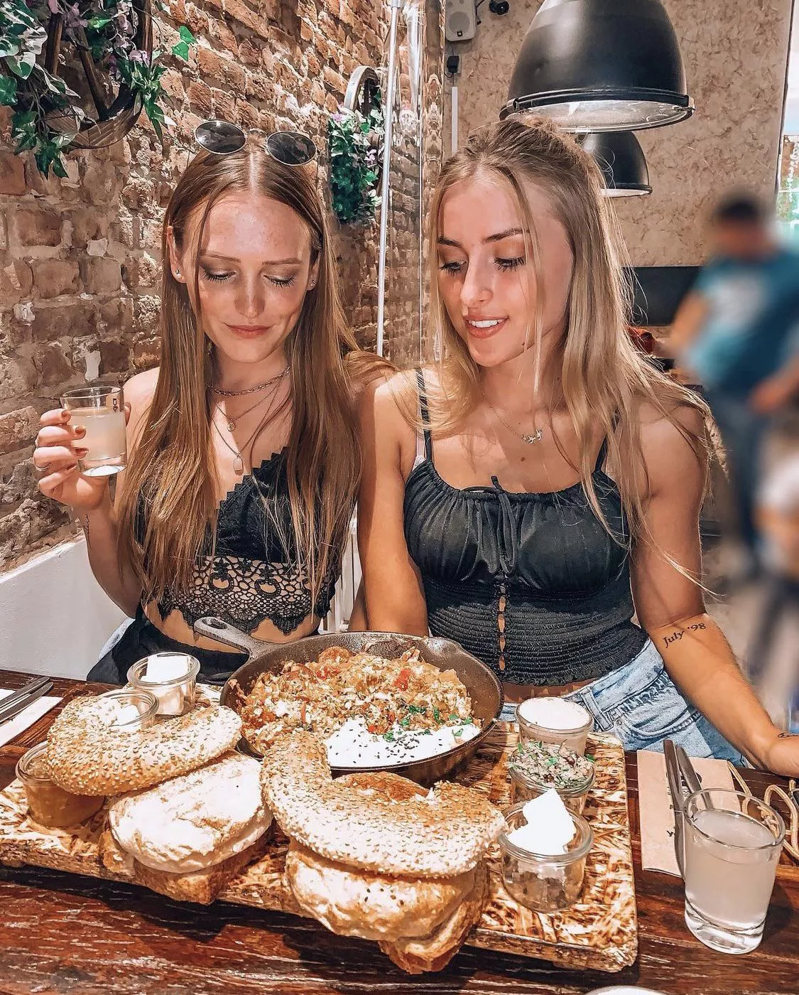 [2] Who should suck your dick?