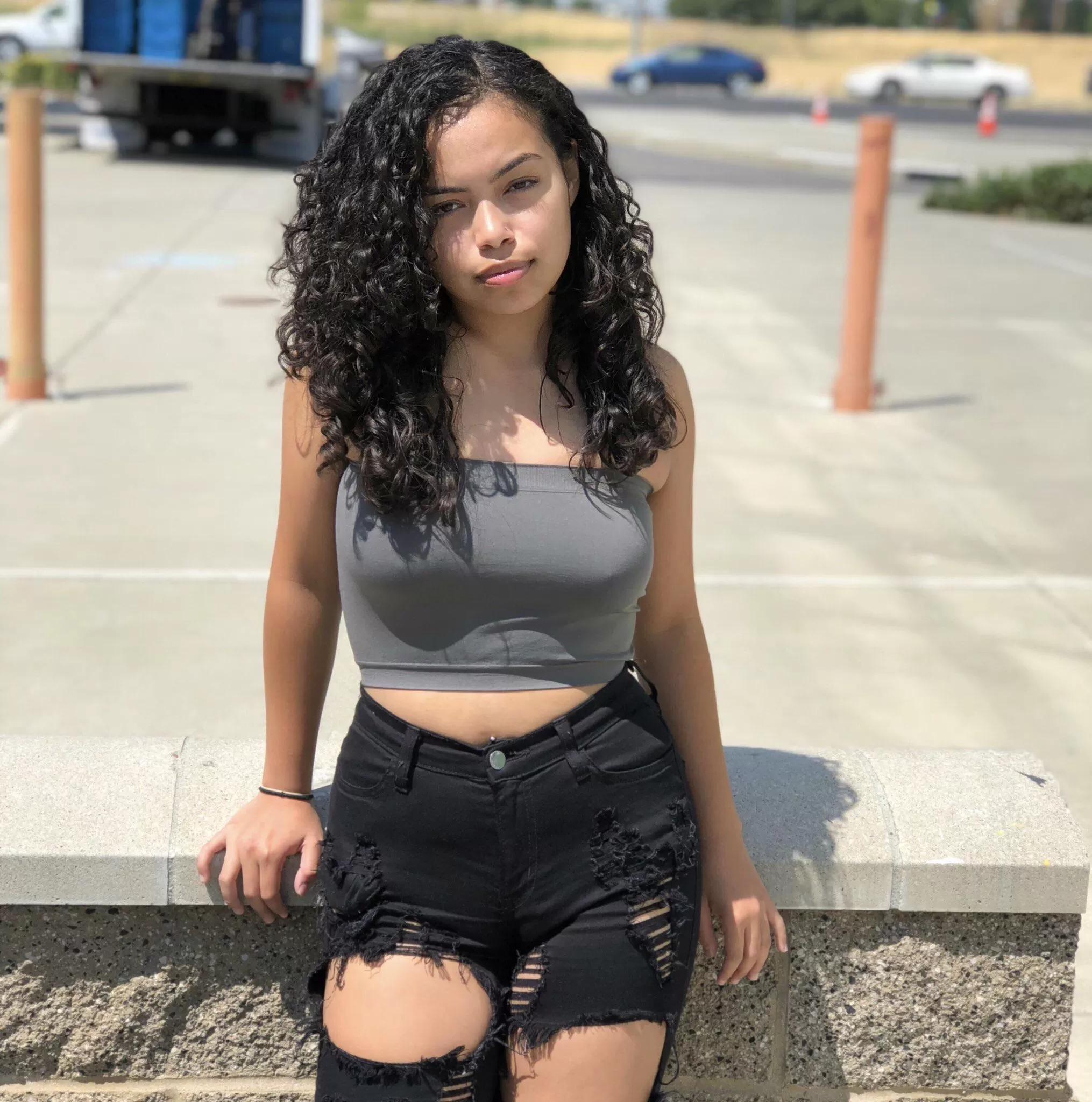 20f, I was wondering if I fit in with this sub 20f, I was wondering if I fit in with this sub