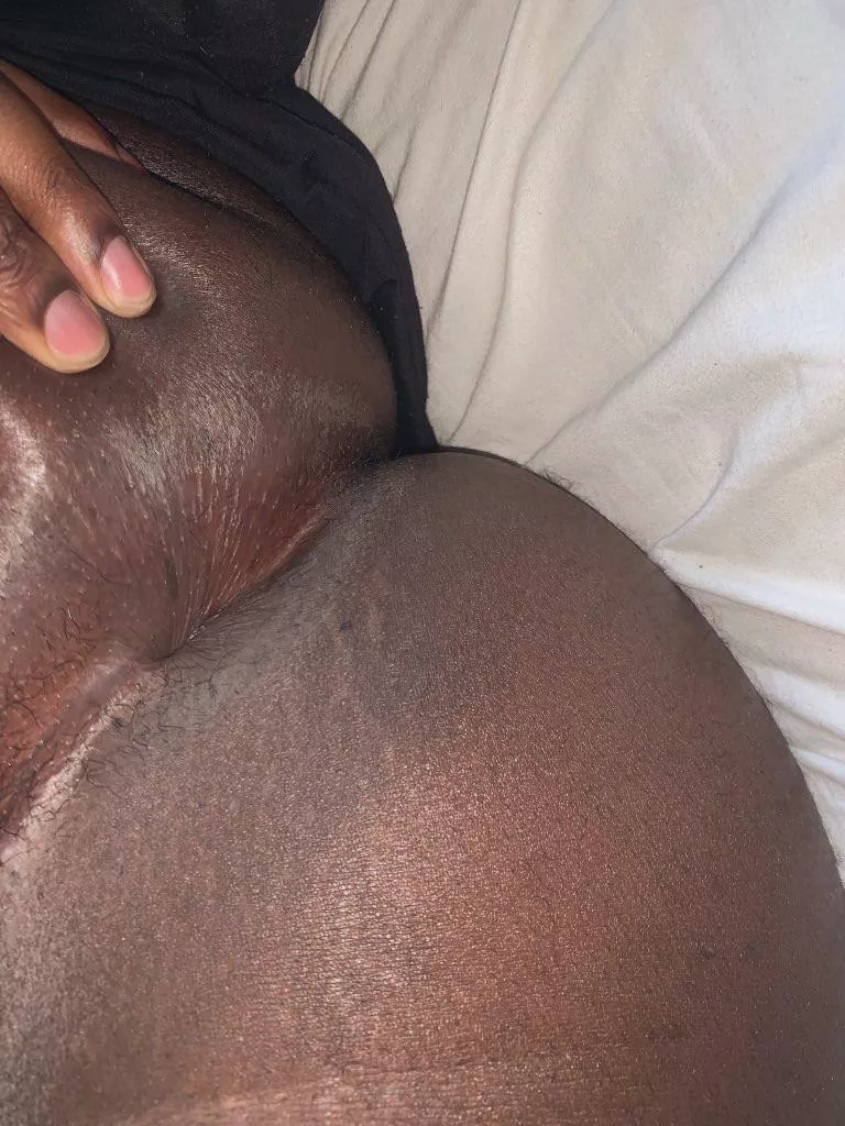 20m from Tx bubble butt and tight ass hmu daddies