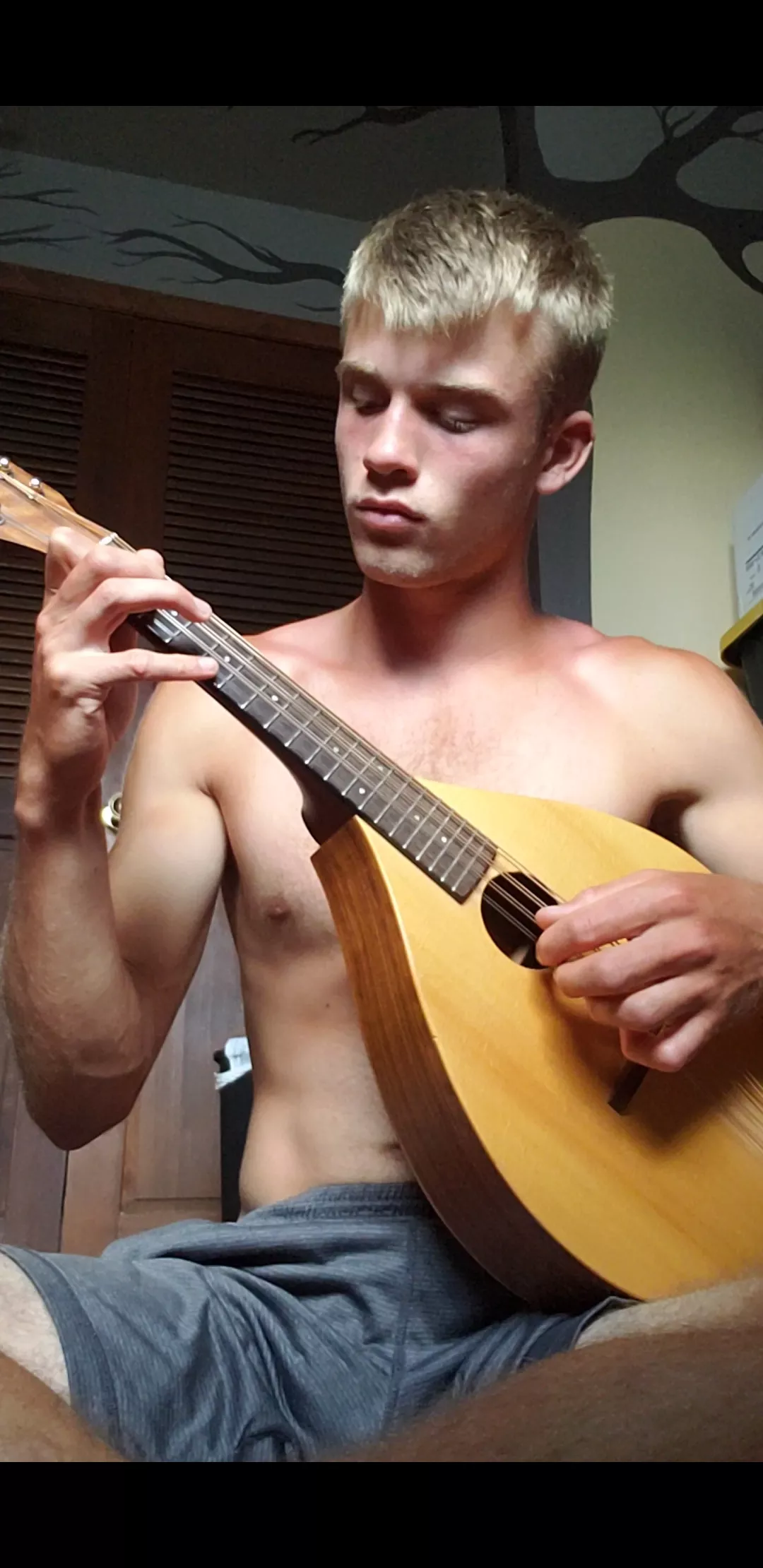 21. Excuse the nipple😏