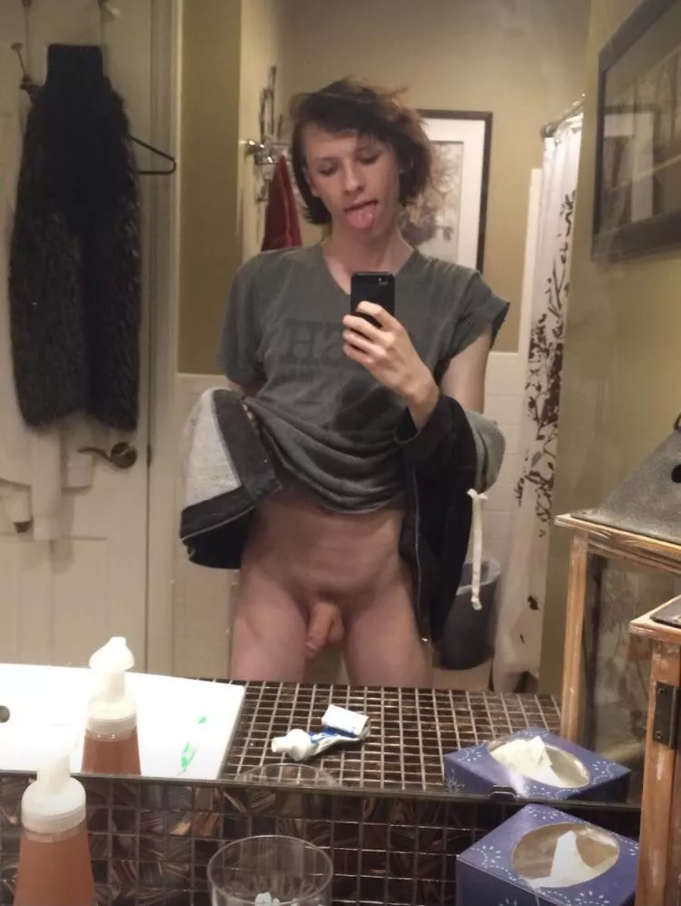 [21] I’m actually a 6 inch grower, but I think I prefer my 2 inch softie 😜