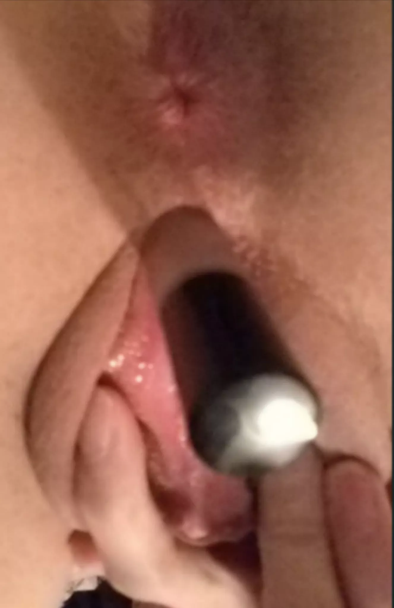 21F my holes are so tight! 21F my holes are so tight!