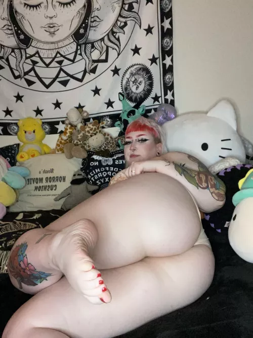 21yo tattooed curvy slut from the uk π¬π§π β’ FREE cock / body rate upon subscribing π β’ always active for chats & sexting π β’ roleplay, anal play, creaming & squirting π¦ β’ LINK IN COMMENTS π