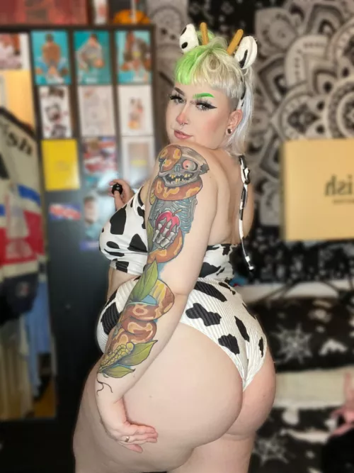 21yo tattooed curvy slut from the uk π¬π§π β’ FREE cock / body rate upon subscribing π β’ always active for chats & sexting π β’ roleplay, anal play, creaming & squirting π¦ β’ LINK IN COMMENTS π