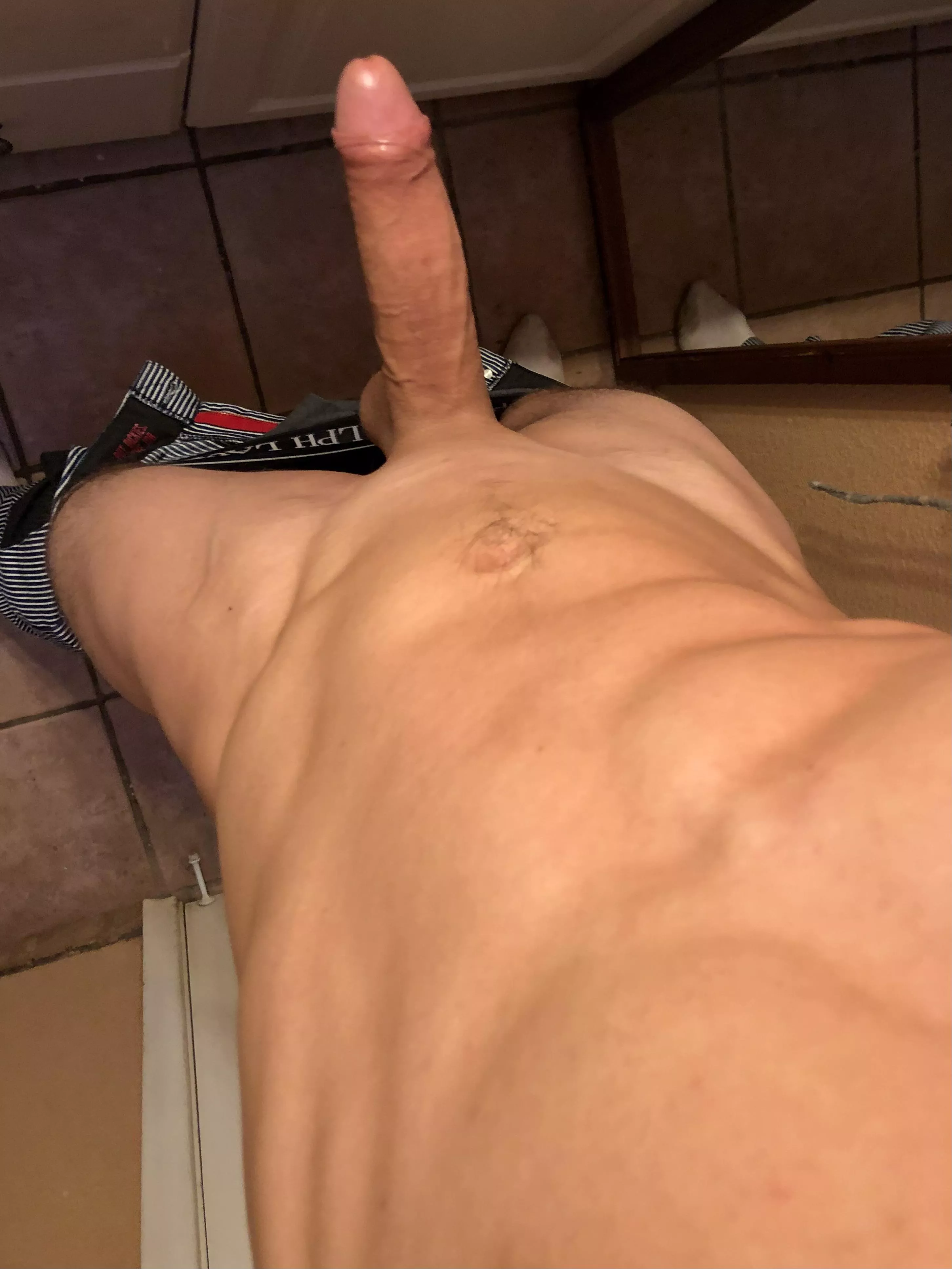 [22] Cum get your present baby ;)