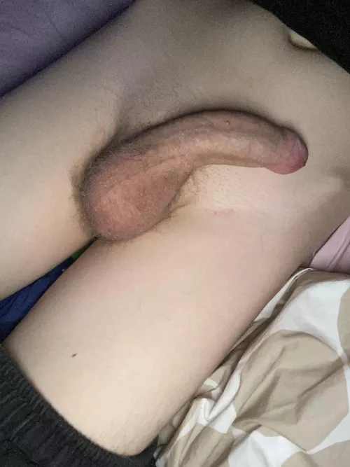 22 m hope to chat someone 18-22 🥺