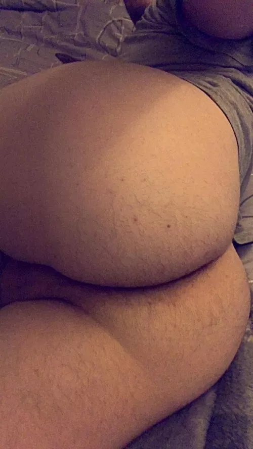 (22) …Merry Christmas, come get your gift…