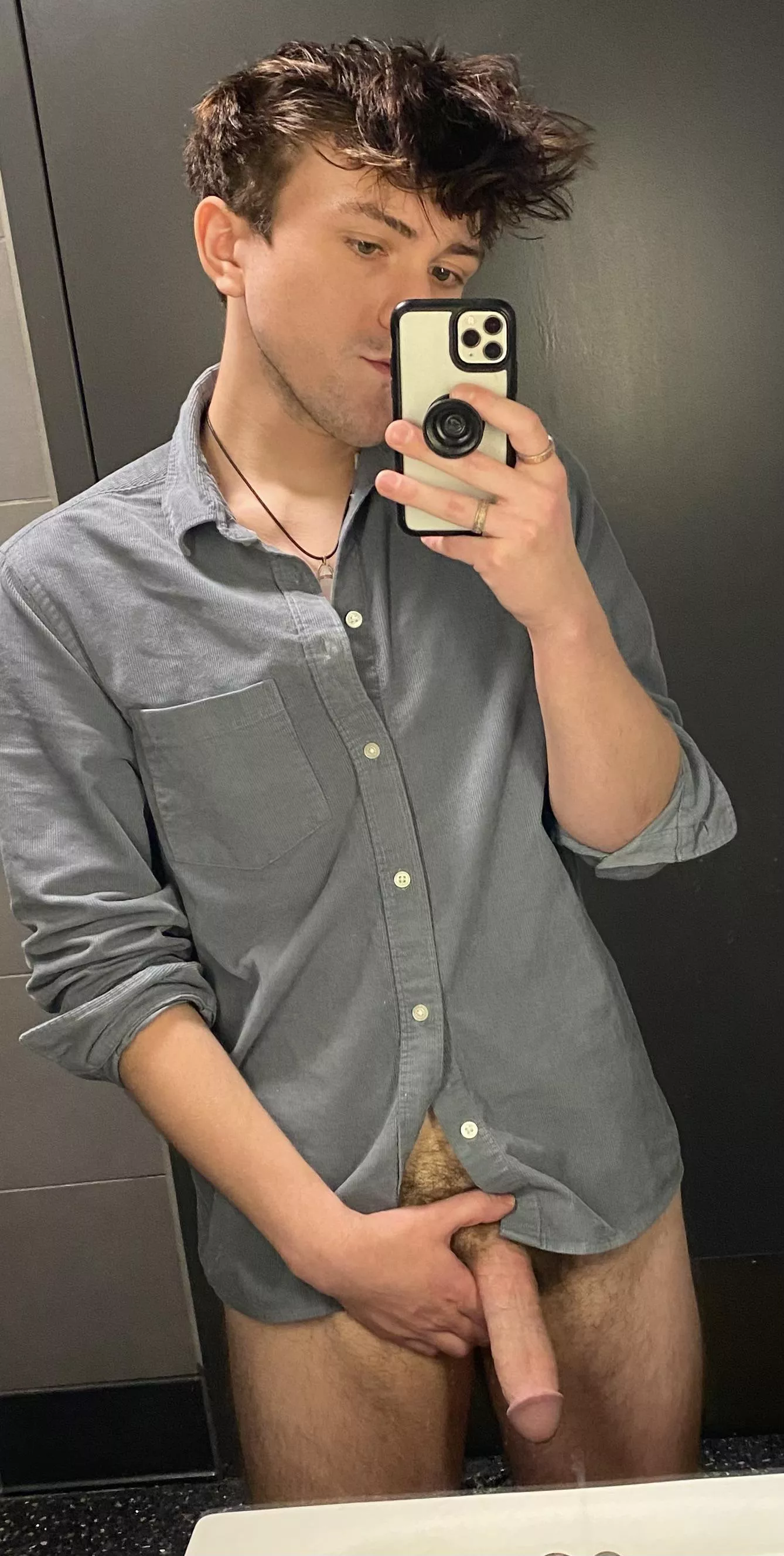 [22] trying to entertain myself at work