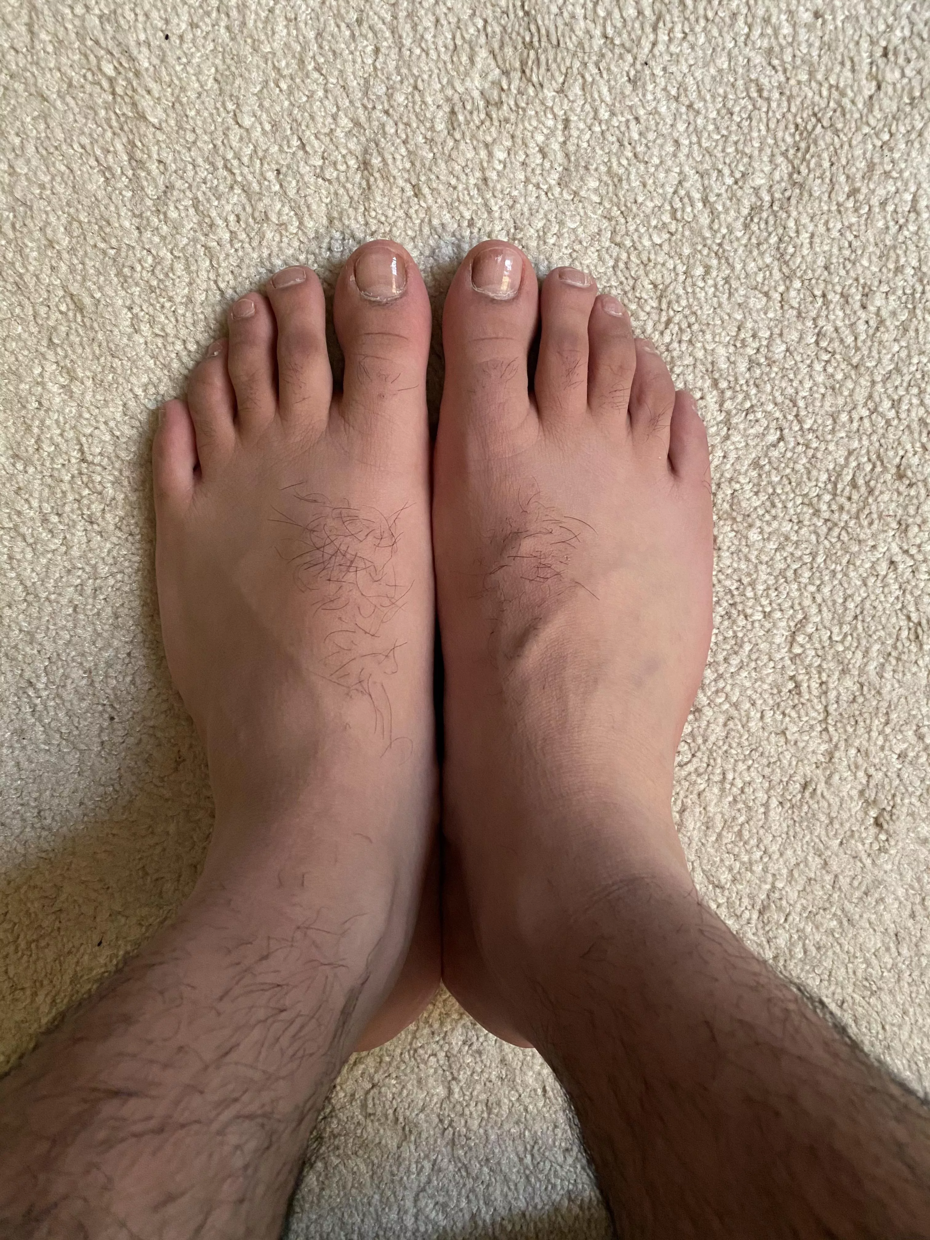 [22] Virgin feet😩 looking for someone to lick and worship