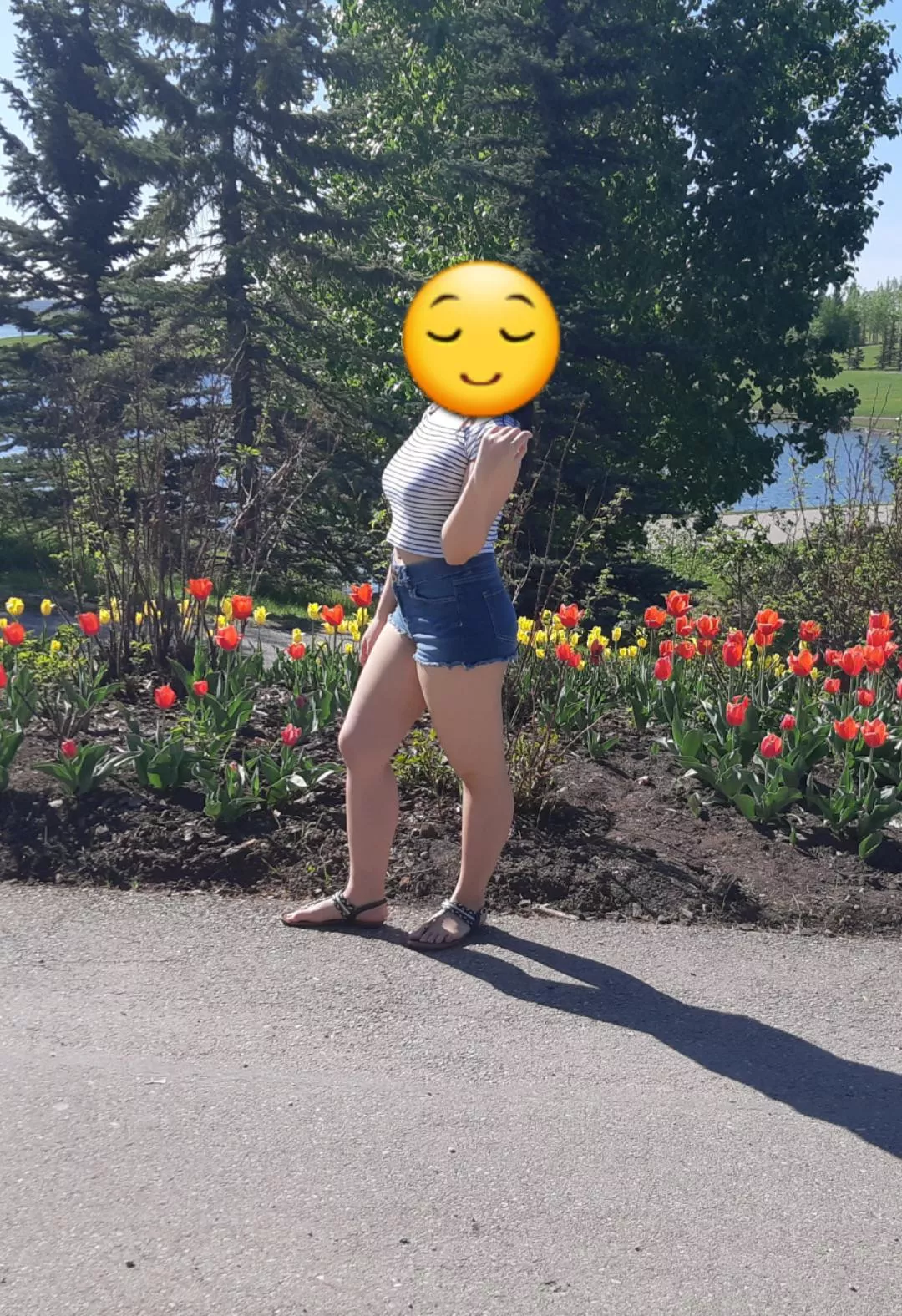 22F always loved my girlfriends curves