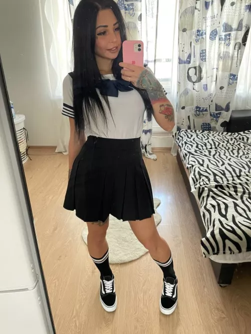 22[F4M] Upvte that if you want to fuck me SC: miabite