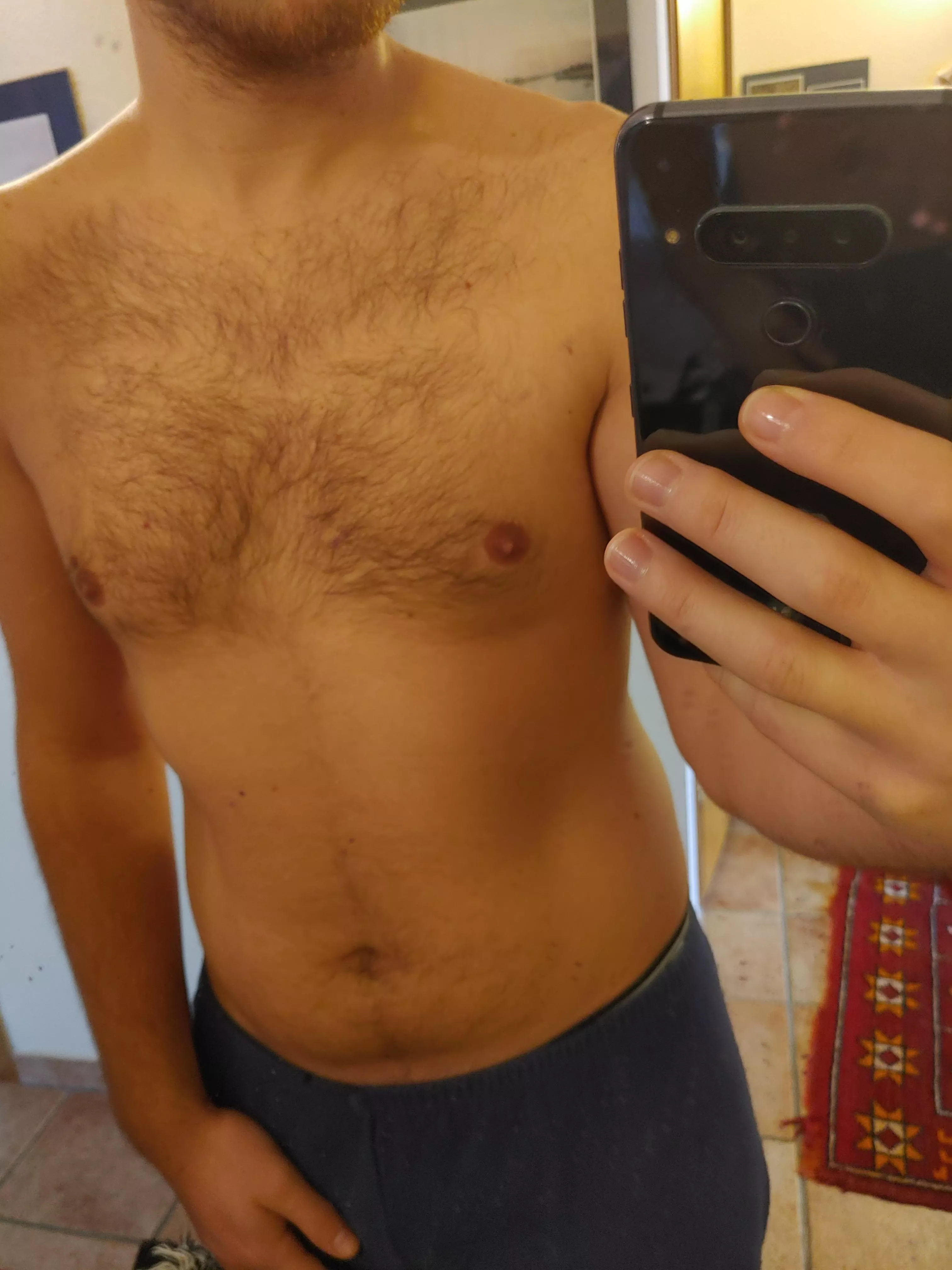 [23] hi everyone :) showing off really helps my confidence, hope you like the photo