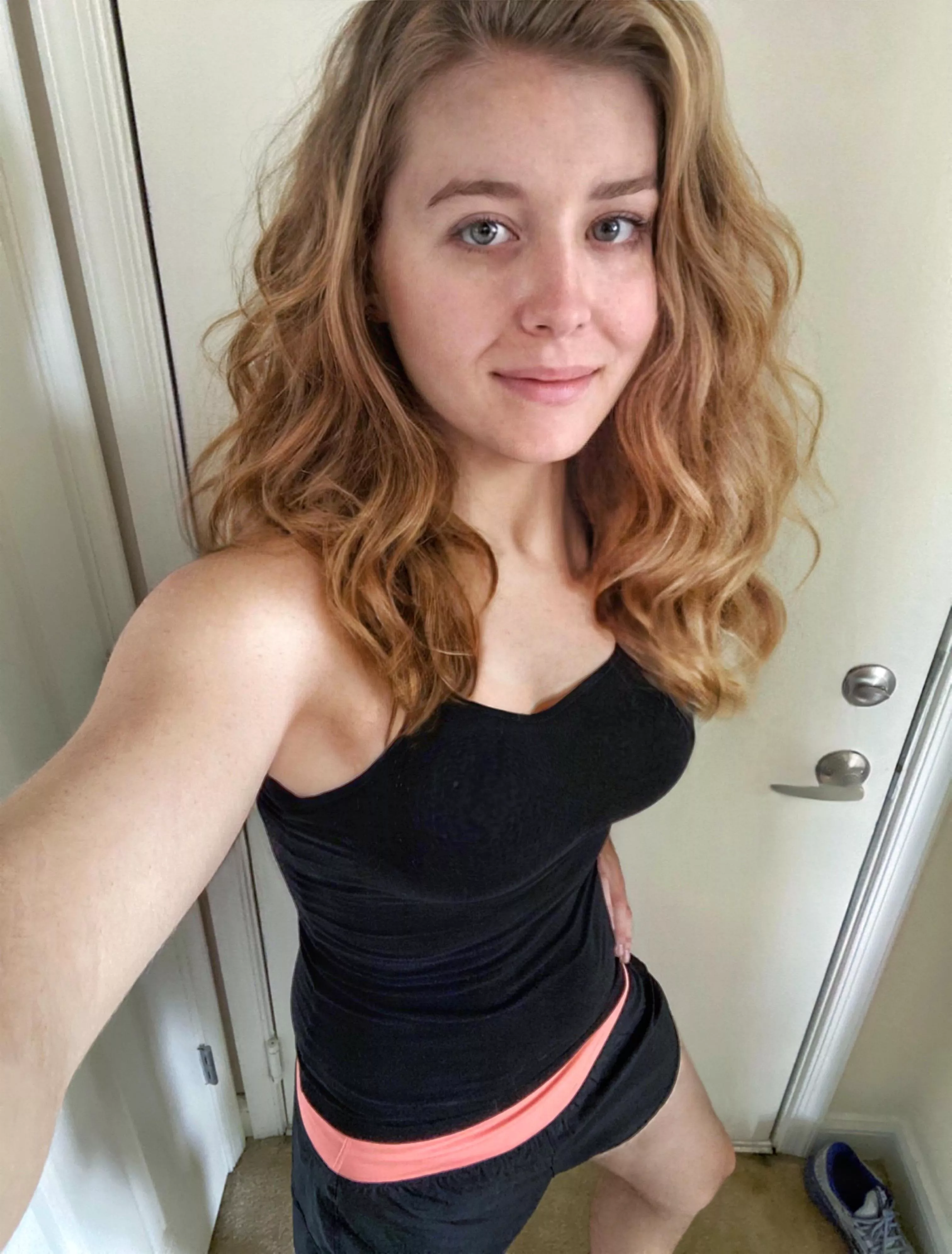 [23] please give me strength to work out ;-; i’m so tired