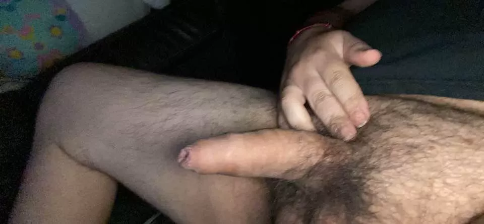 23 Really getting to into posting my cock a lot more more anyone wanna chat?? 😋