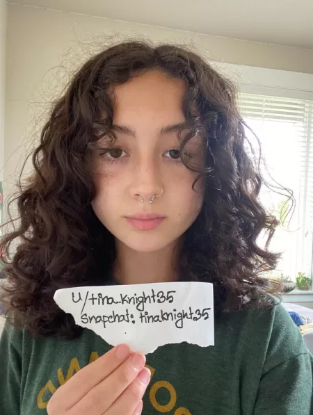 23[F4M] Hey iam New to here hit ↑for instantly a nude and surprise in your DMS💝 Remember to tell me when you’re done Snp👻tinaknight35