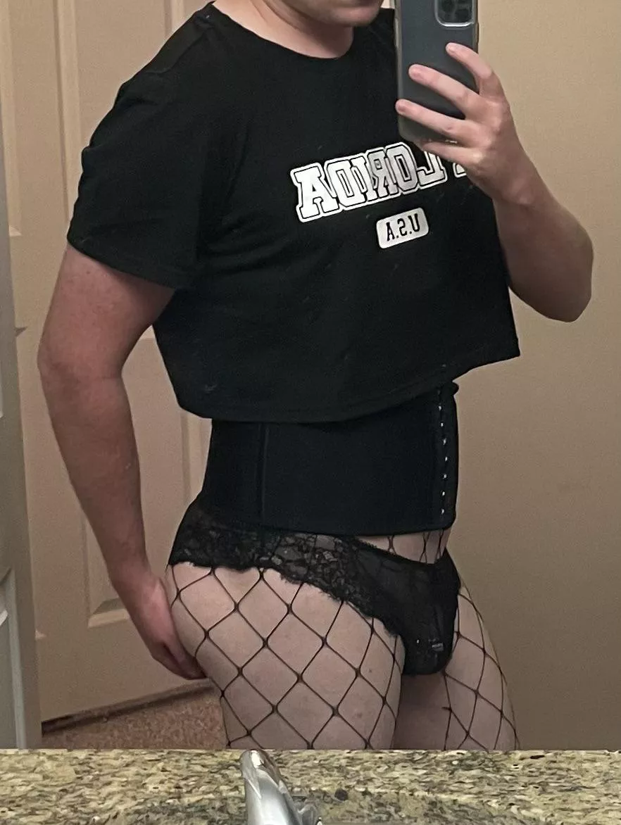 24 days caged… couldnt be happier