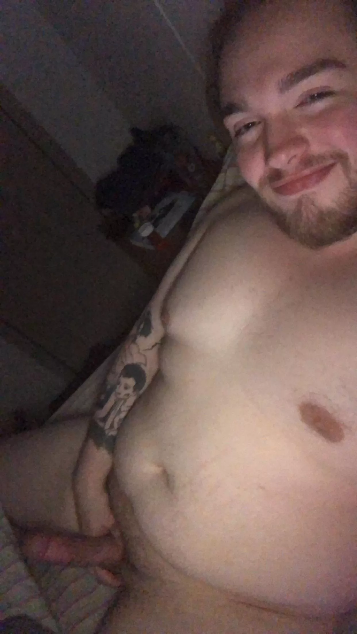 (24) my birthday is at the end of the month, will anyone be my Valentine before then? 😘