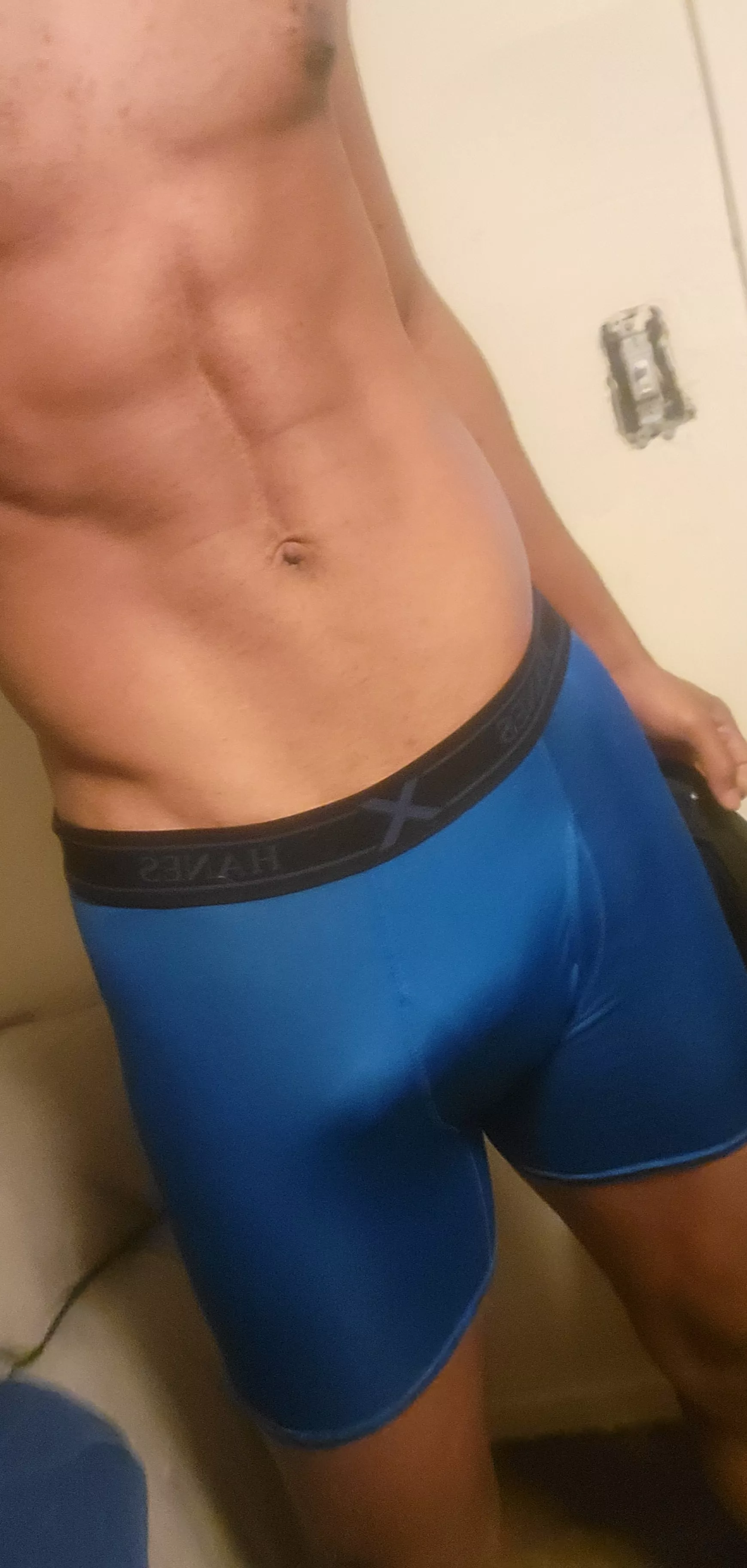 25 Blue is a good color?